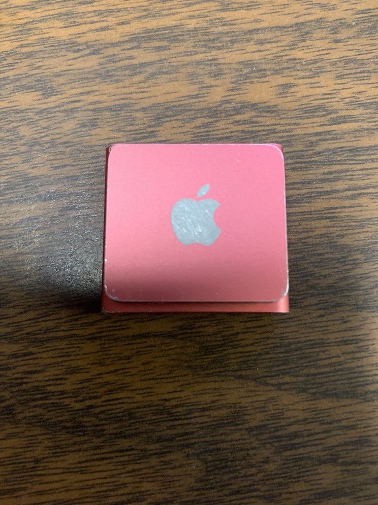 Apple iPod shuffle 4th Generation Pink (2 GB)