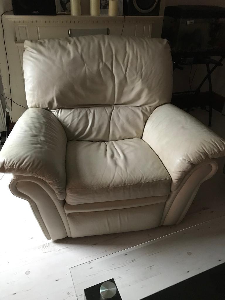 Cream leather electric recliner chair in Aldershot, Hampshire Gumtree