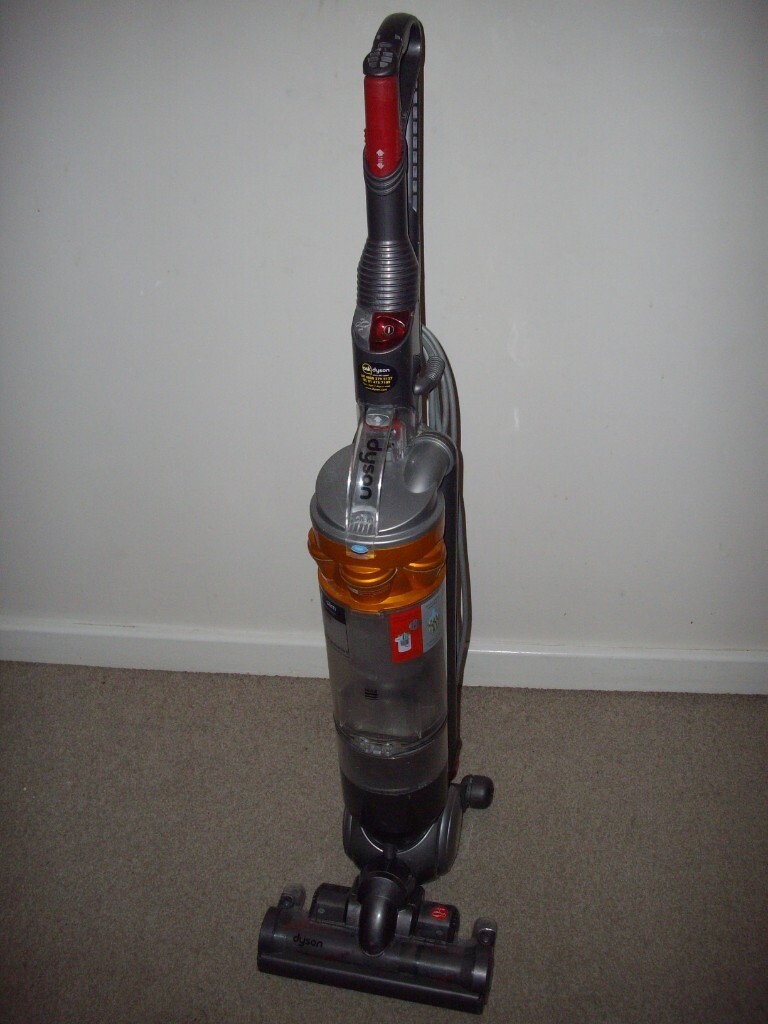 DYSON DC18 SLIM ALL FLOORS BAGLESS UPRIGHT VACUUM CLEANER in