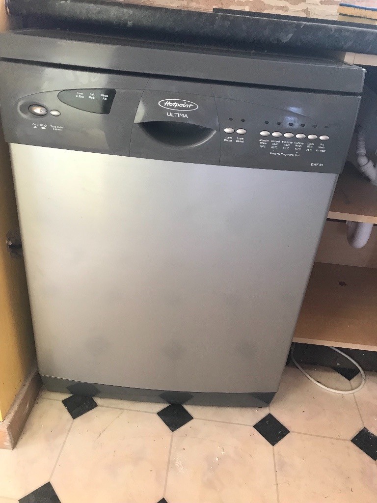 Hotpoint ultima silver / grey dishwasher in Stevenage, Hertfordshire