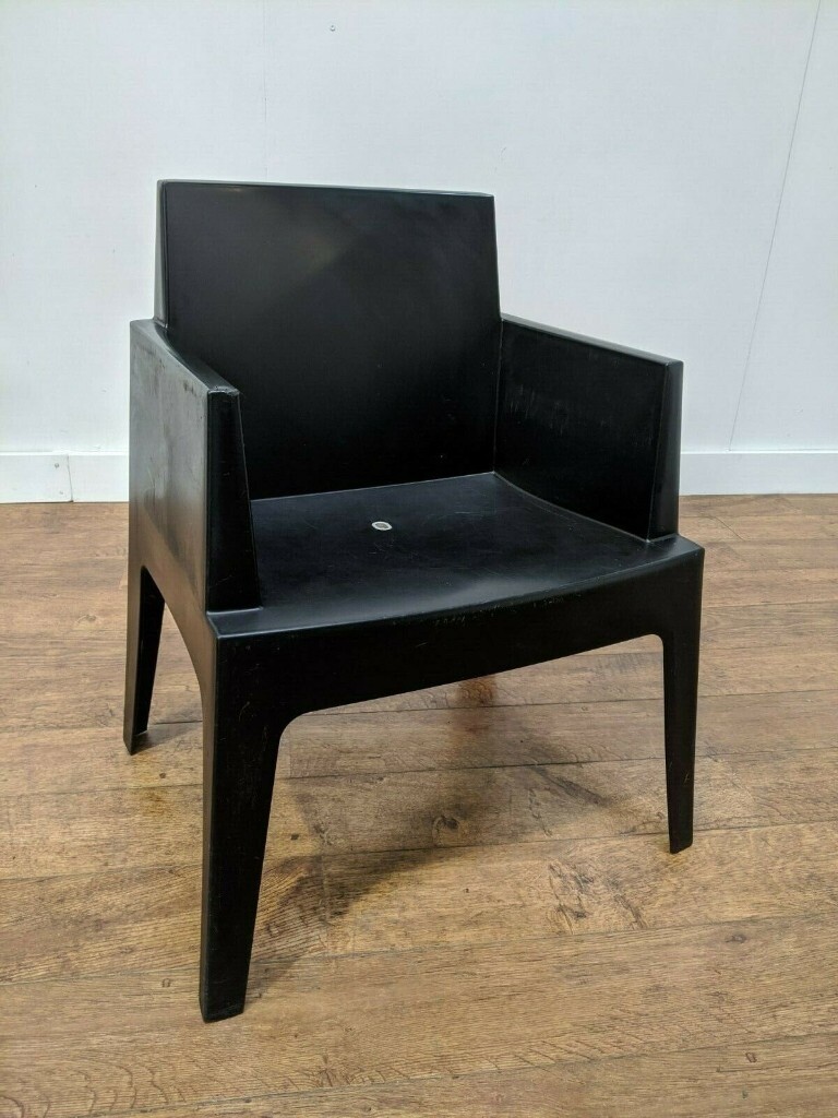 Job Lot 16 Black Polypropylene Outdoor Stacking Arm Chairs Cafe Bistro