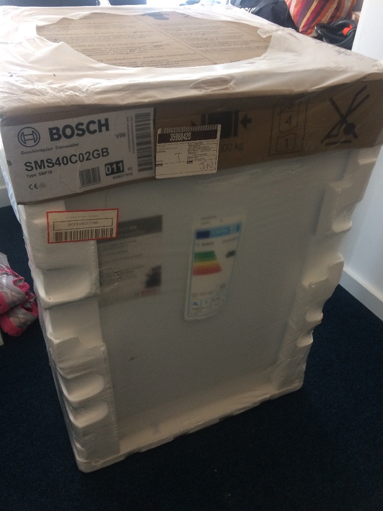 Bosch SMS40C02GB Dishwasher NEW and in original packaging in Comely Bank, Edinburgh Gumtree