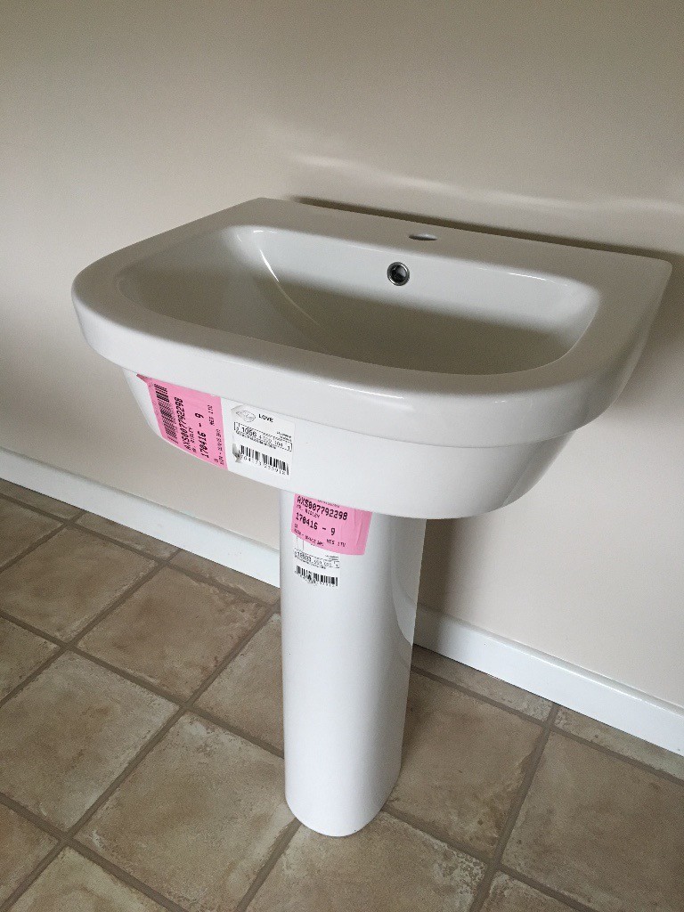 Bathroom Basin and Pedestal (Wickes Phoenix Suite) with popup waste