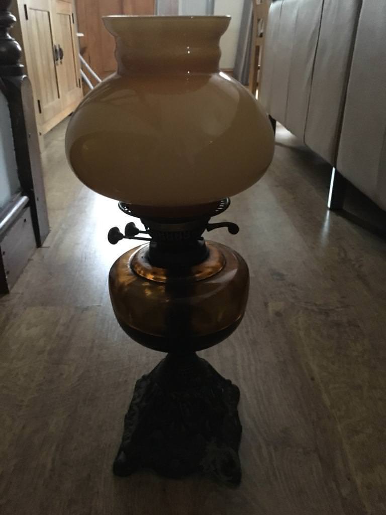 Double wick oil lamp with glass flu wick included solid brass base in