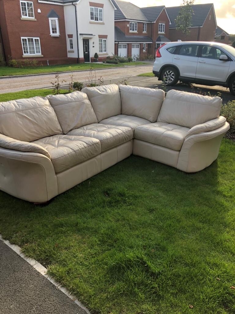 Leather corner sofa in ThorntonCleveleys, Lancashire Gumtree