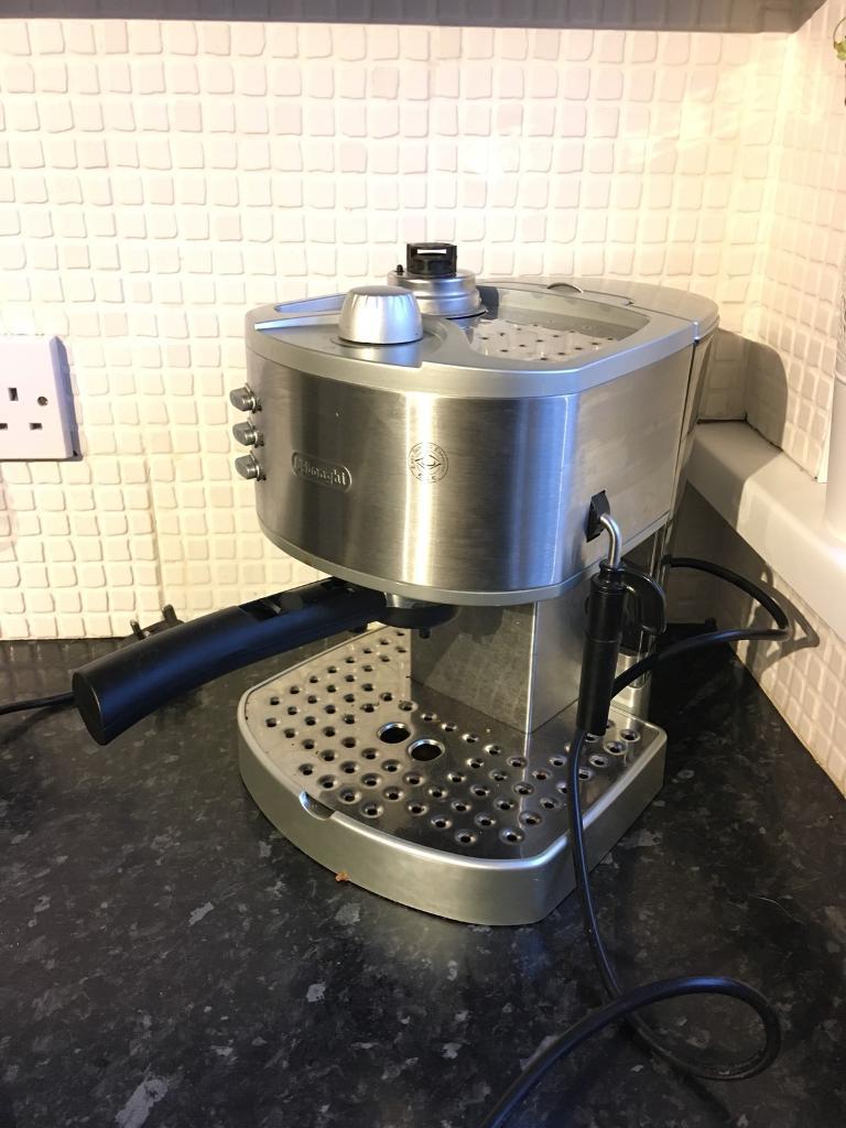 DeLonghi EC330s Espresso Machine with Milk Frother in Grangetown