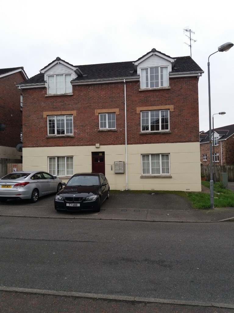Suffolk road 2 bedroom apartment for rent 525 per month in Lisburn