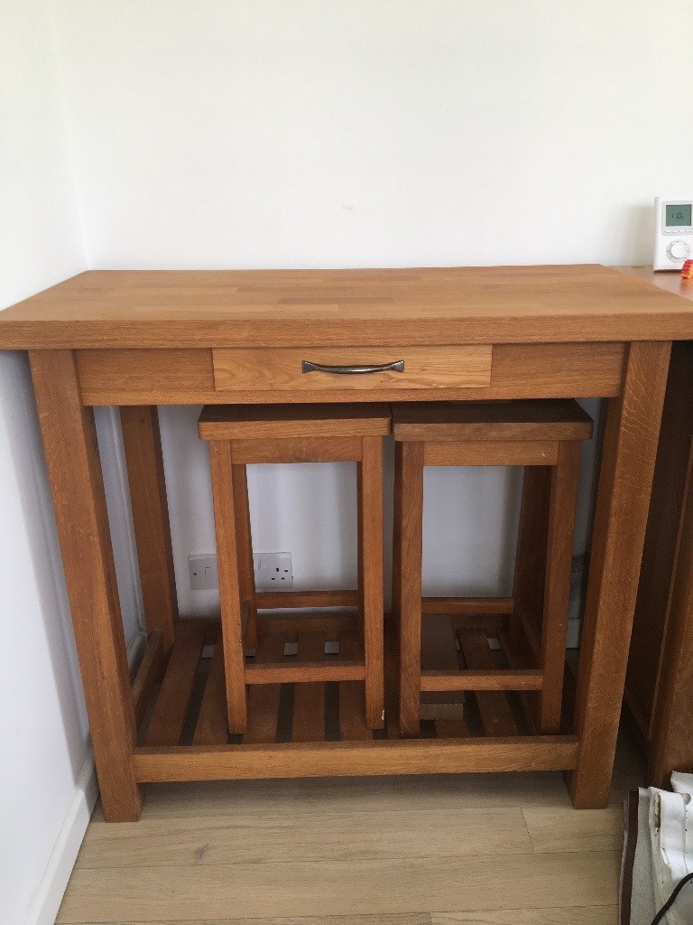 Laura Ashley Brompton Solid Oak Console Table and Stools in Verwood