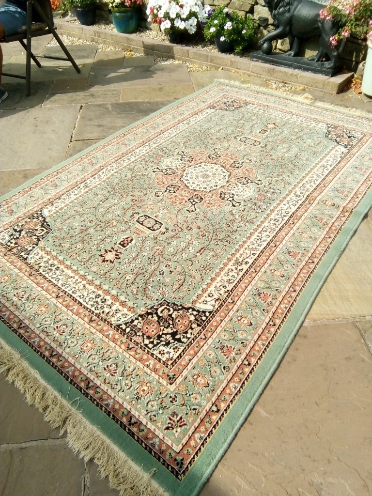 Beautiful rug in Chesterfield, Derbyshire Gumtree