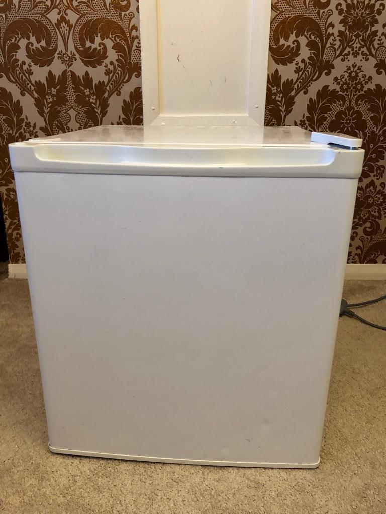 Table top Fridge Currys Essentials brand in Northolt, London Gumtree
