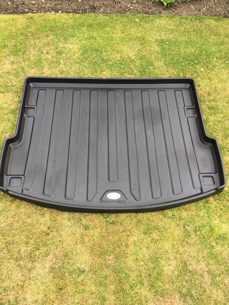 Land Rover Discovery Sport Boot Liner Tray in Ryton, Tyne and Wear