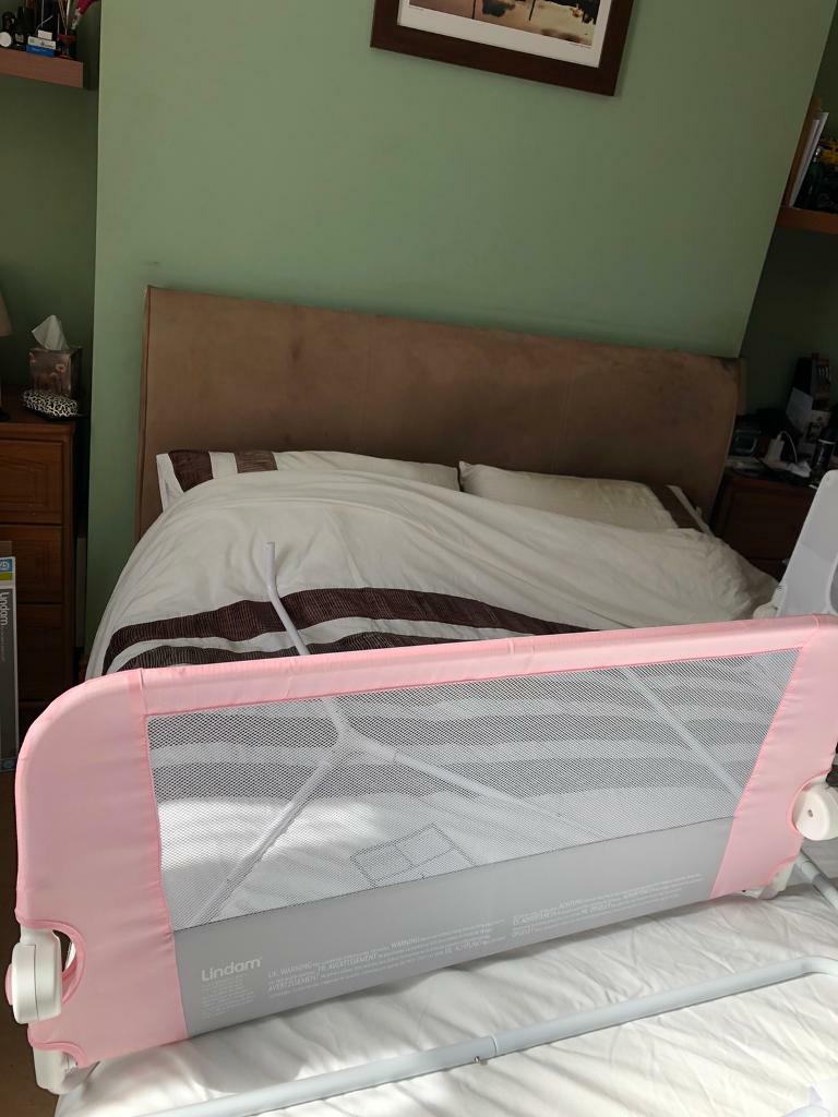 LINDAM EASY FIT PINK BED GUARD in Gateshead, Tyne and Wear Gumtree