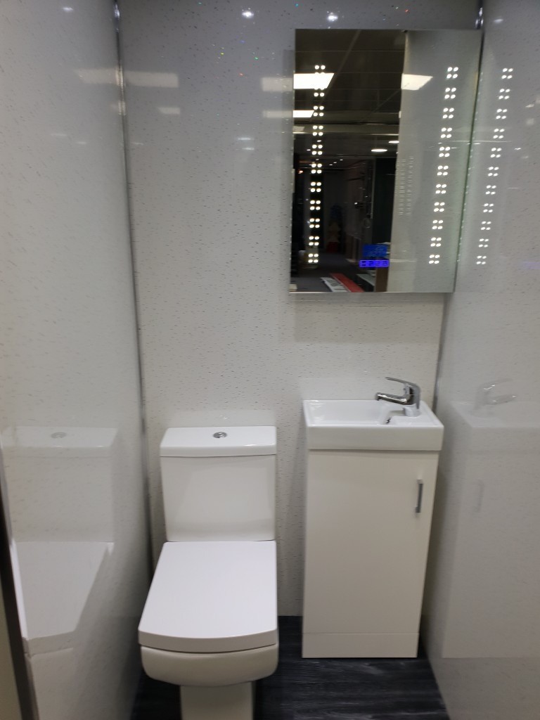 1000mm Wide Shower Panels 1m x 2.4m Wet Wall Panel Cladding 10mm in