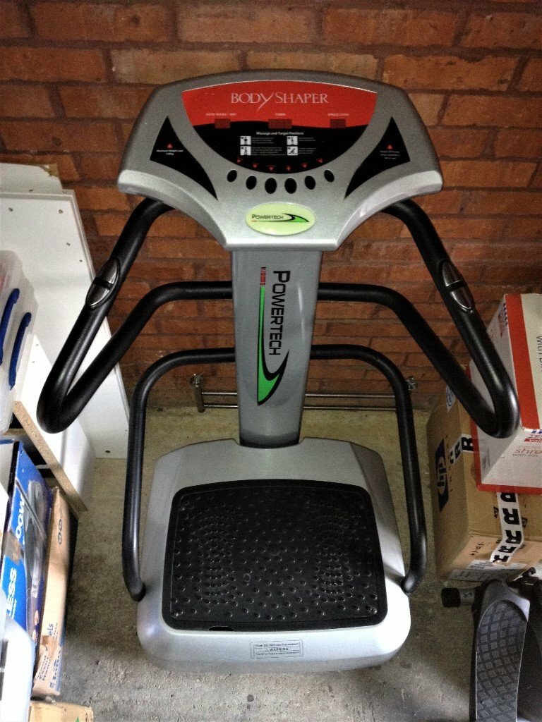 POWERTECH VIBRATING EXERCISE MACHINE in Letchworth Garden City