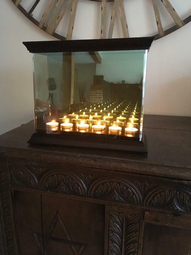 Partylite INFINITE REFLECTIONS TEALIGHT HOLDER. Candle light in