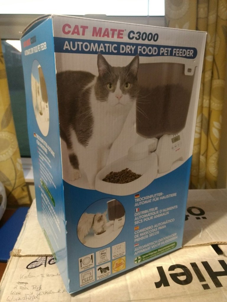 Cat Mate C3000 Automatic Dry Food Feeder For Cats And Small Dogs