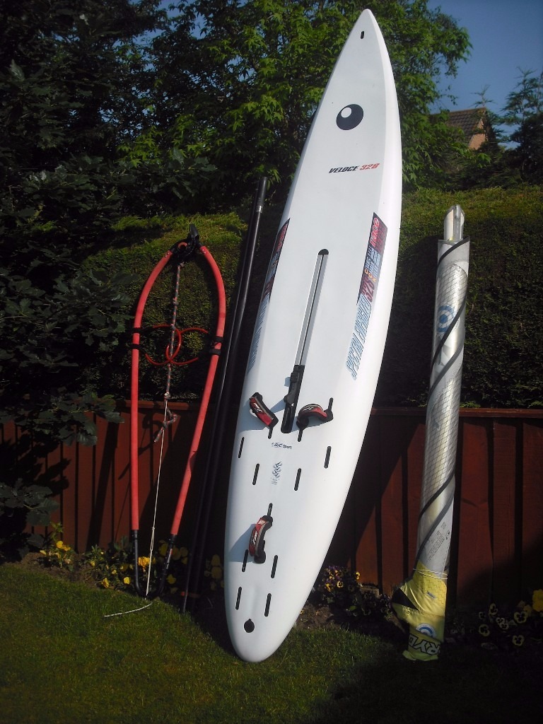 Windsurfing set. Bic 185 litre board + Neil Pryde 5.7m ...