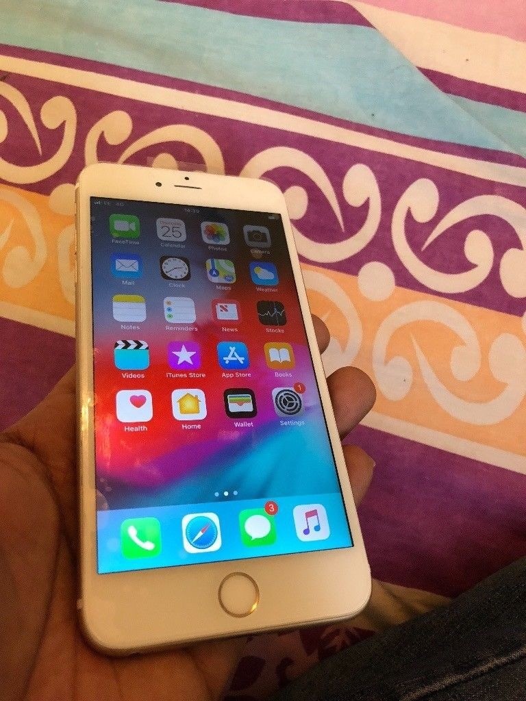 iPhone 6 Plus gold 64gb unlocked. Perfectly working selling as upgraded