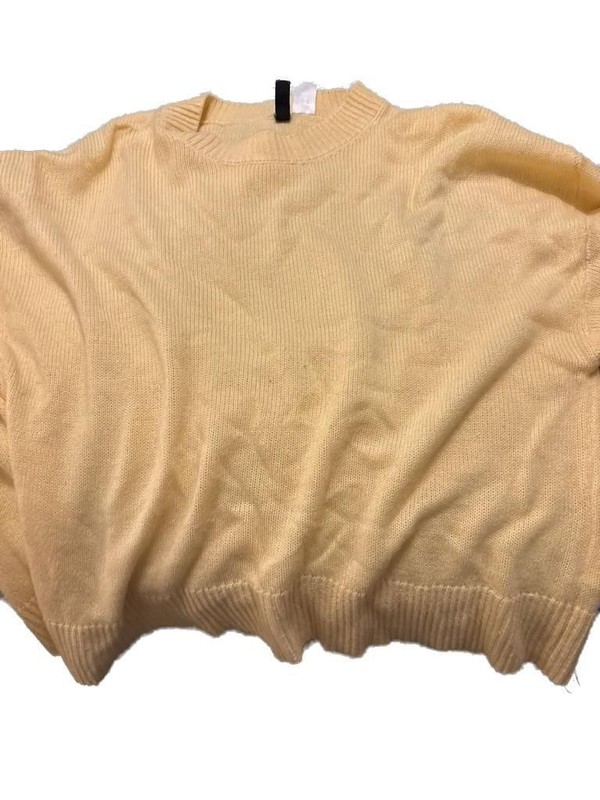 H&M Divided Women's Pastel Yellow Crewneck Knit Sweater Size S