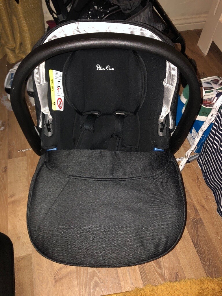 Silver cross car seat and base in Sheffield, South Yorkshire Gumtree