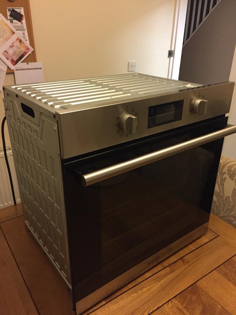 Hotpoint Electric Single Built In Fan Oven with Grill SA2844HIX in Cambridge, Cambridgeshire