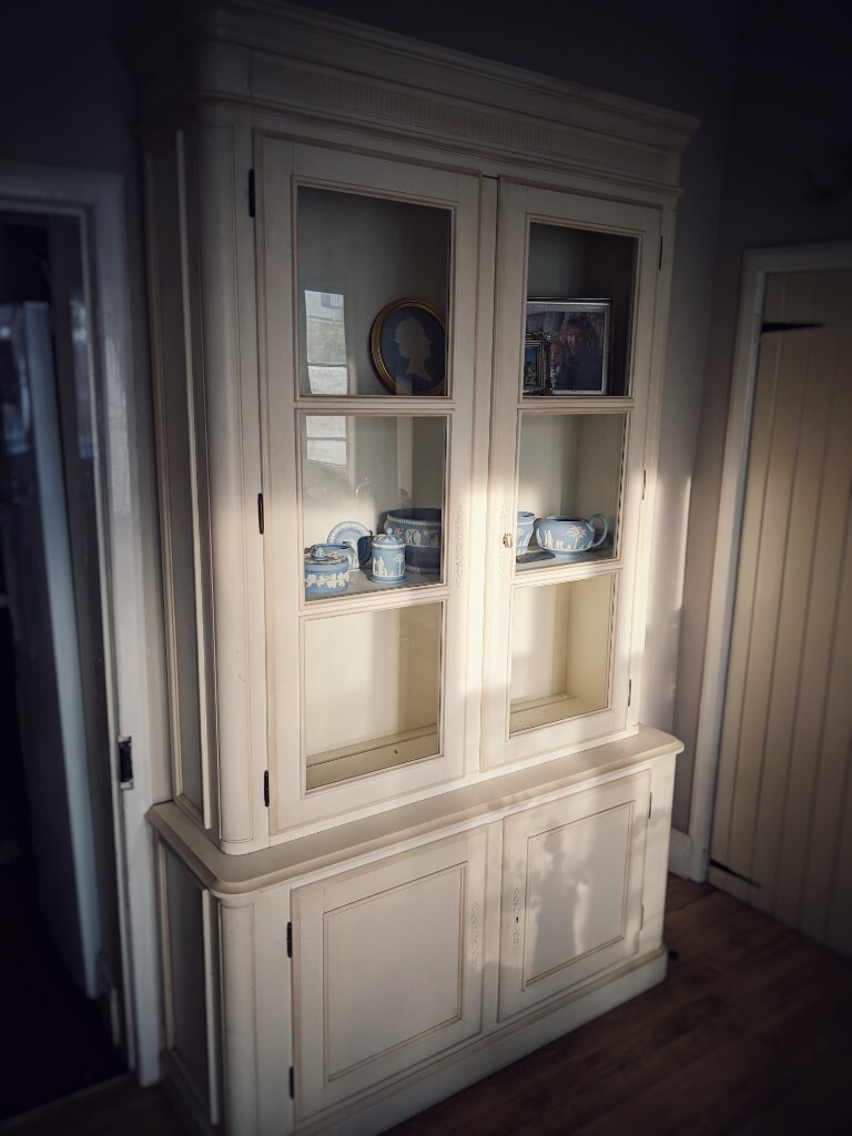 Laura Ashley provencale french style cream unit shabby chic