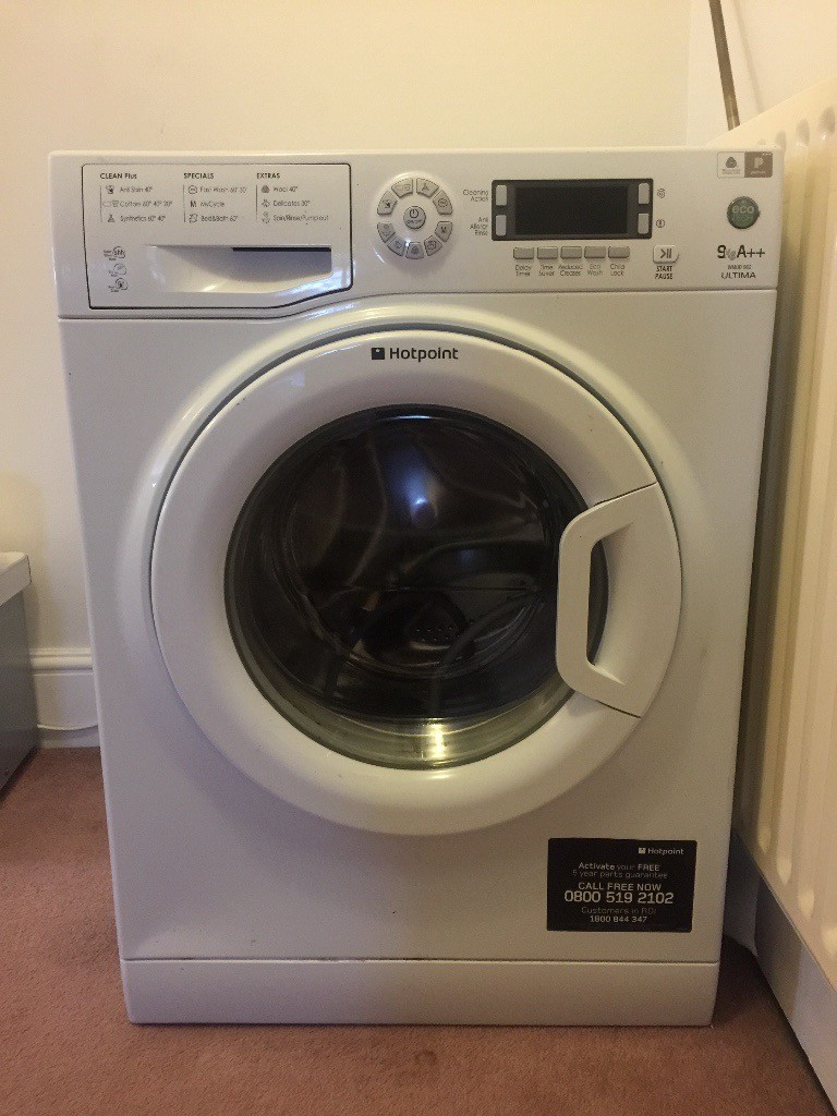 Hotpoint 9kg 1600 quiet and in full working order washing machine in