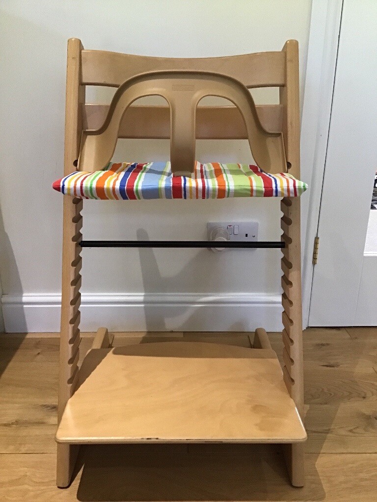 Natural Colour Baby Seat Attachments Included With Rainbow Pattern Fabric Excellent Condition In Leatherhead Surrey Gumtree