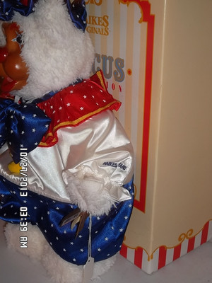1993 Robert Raikes Bear BAILEY from the Circus Collection