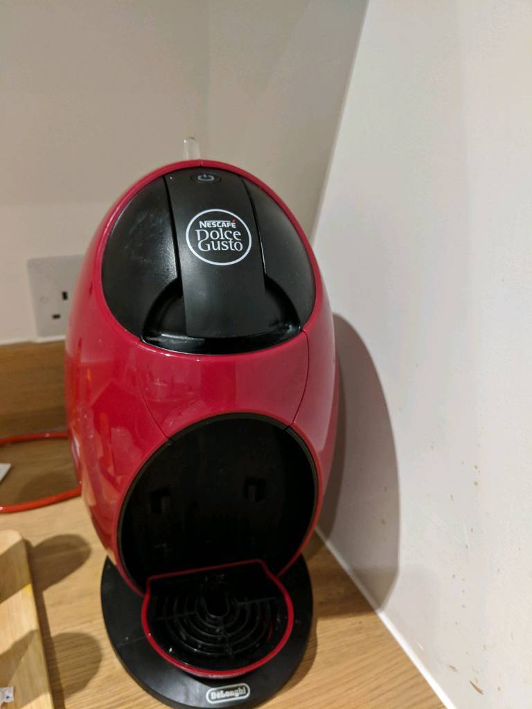 Nescafe Dolce Gusto Jovia Manual Coffee Machine Red in Southampton