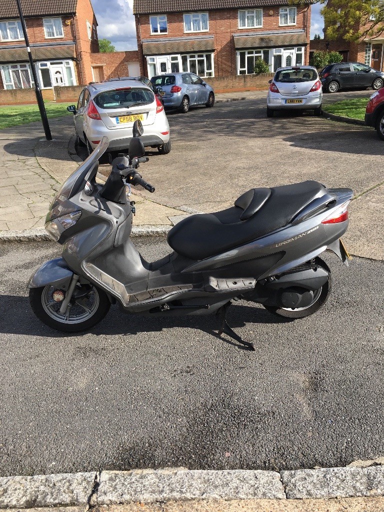 Suzuki burgman 200cc