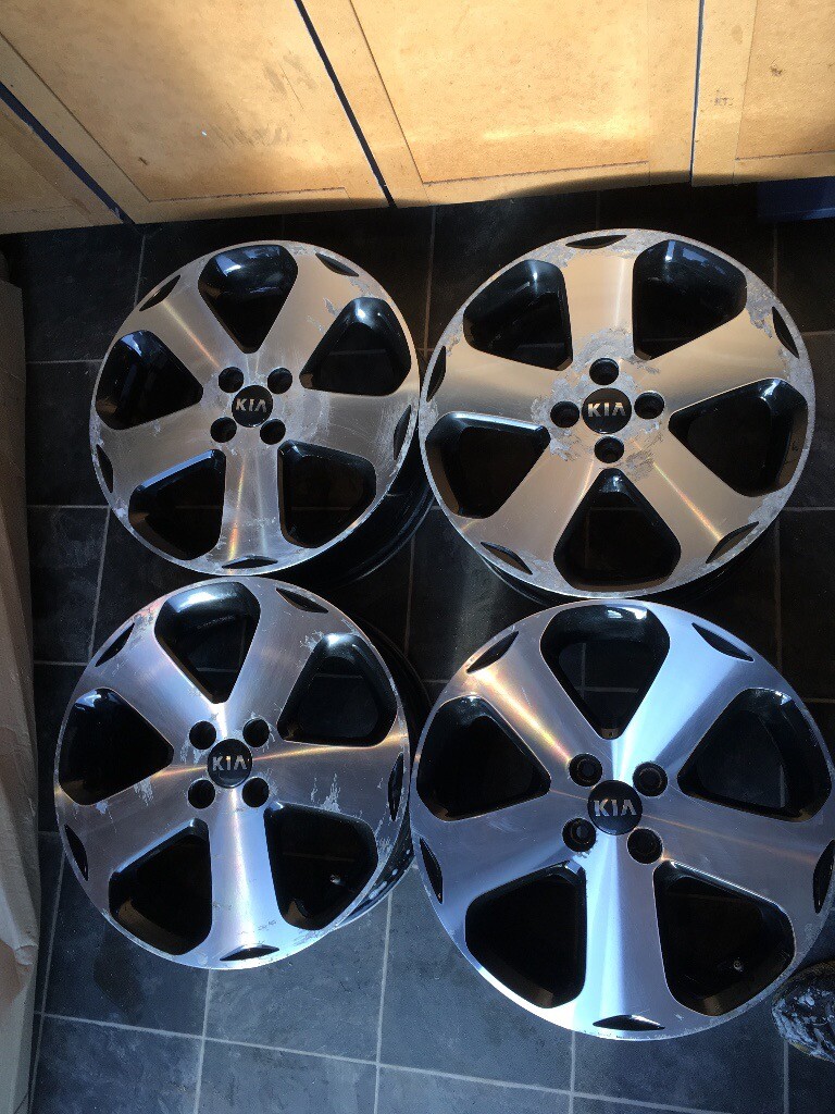 Kia Rio 17" Alloy Wheel Style G Set of 4 in Wigton, Cumbria Gumtree