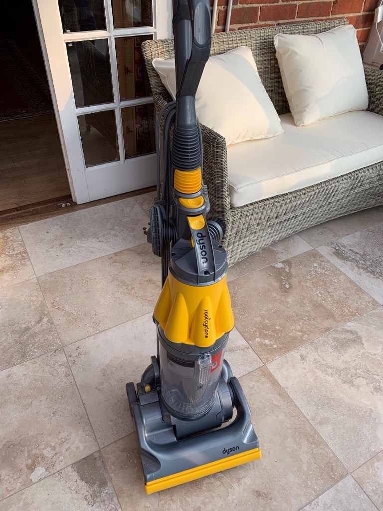 DYSON ROOT 8 CYCLONE HOOVER in Andover, Hampshire Gumtree
