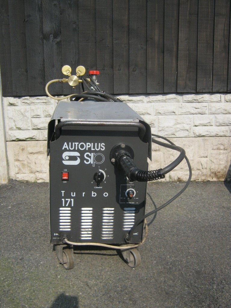SIP AutoPlus 171 Turbo Mig Welder with Gas Bottle , Reg etc Ready To Go