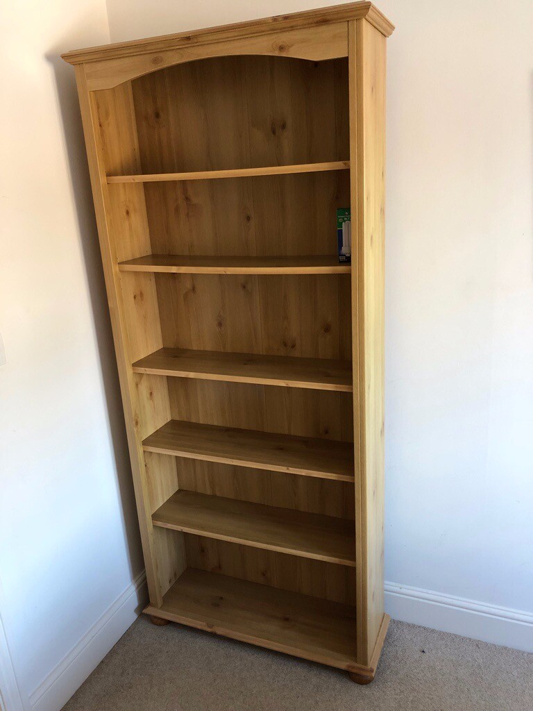 Tall Pine Bookcase with 5 shelves 189cm tall by 81cm wide by 27cm