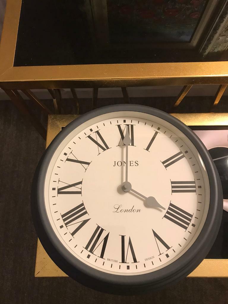 John Lewis clock in Kelvinbridge, Glasgow Gumtree