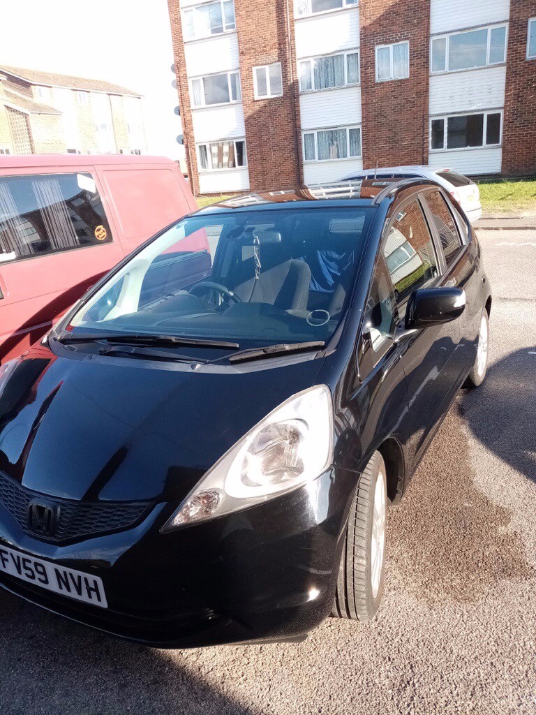 BLACK HONDA JAZZ EX IVTEC SA, HATCHBACK, 2010, 1339 (cc), 5 DOORS