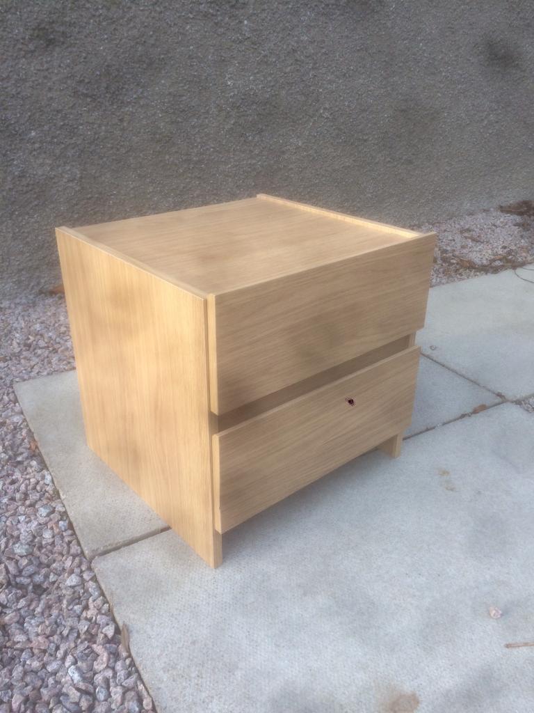 Pair of Oak veneer bedside tables in Aberdeen Gumtree