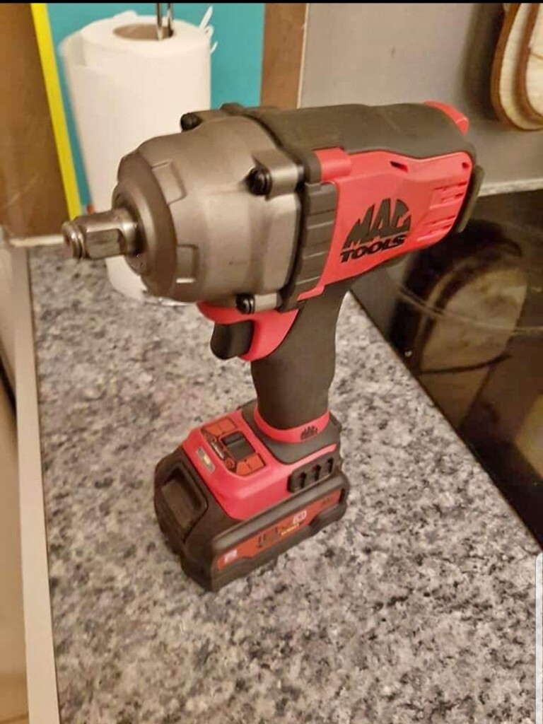 As new 1/2 mac tools 18v impact gun in Stafford, Staffordshire Gumtree