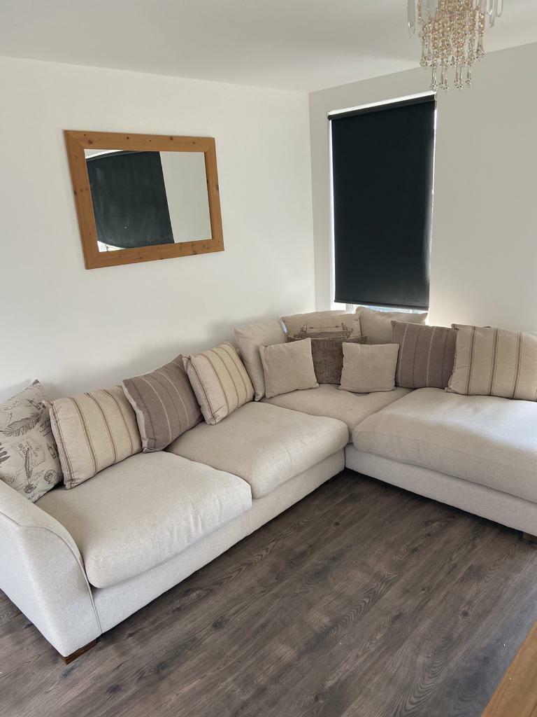 Large Corner Sofa in Glasgow Gumtree