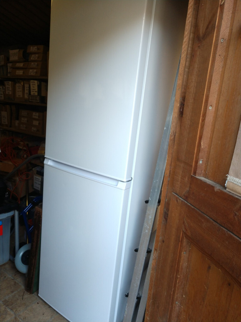 Fridge Freezer Daewoo DFF470SW White in Newark, Nottinghamshire Gumtree