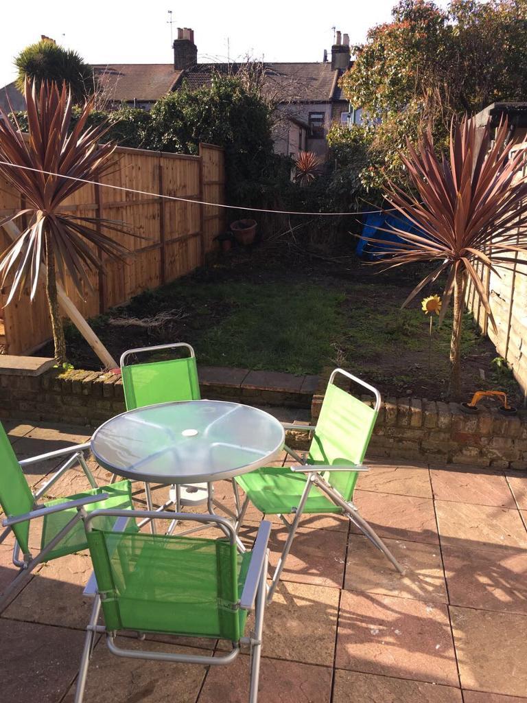LOVELY 2 BEDROOM GROUND FLOOR GARDEN FLAT ON ST. BARANABAS ROAD E17