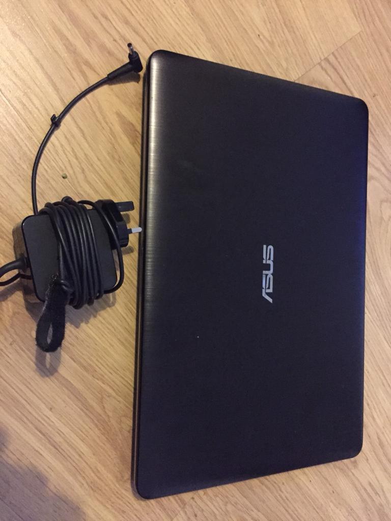 Asus Sonicmaster laptop 8GB 15.6” screen brand new condition! in