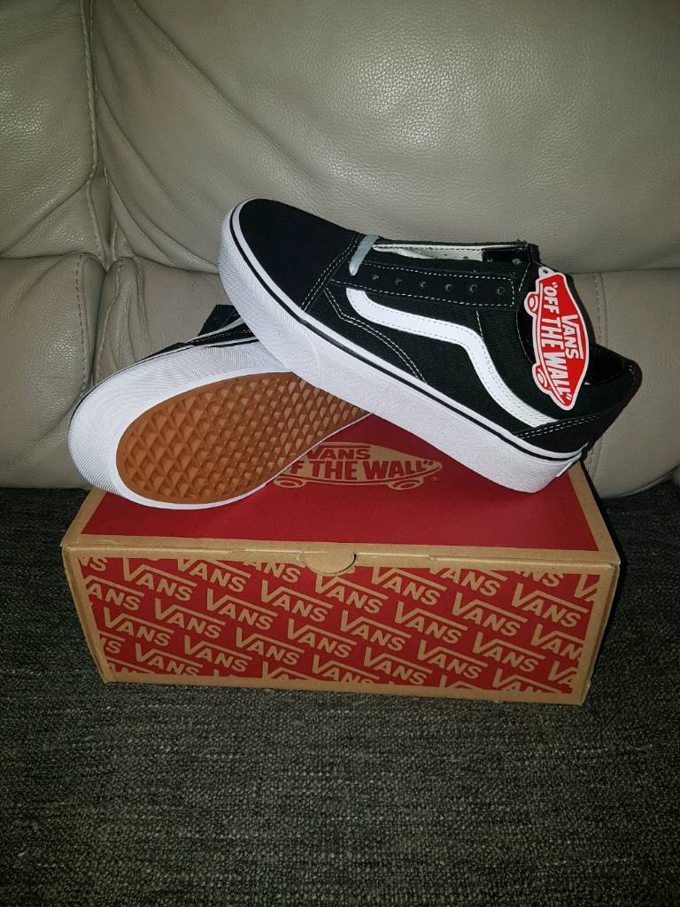 old skool vans trainers size 5 old skool vans trainers size 5