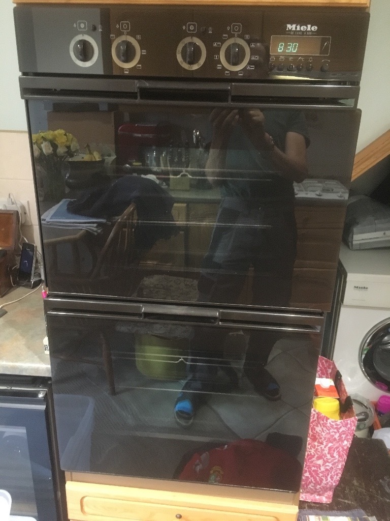 Integrated Miele H806 Double Oven in Abingdon, Oxfordshire Gumtree