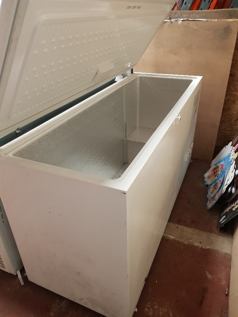 Whirlpool Chest Freezer WCN 178 (17.8 Litre Storage Capacity) in