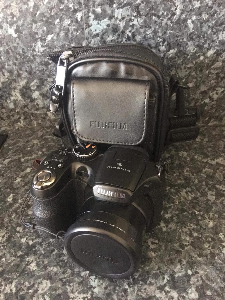 Fujifilm Digital Camera and Case