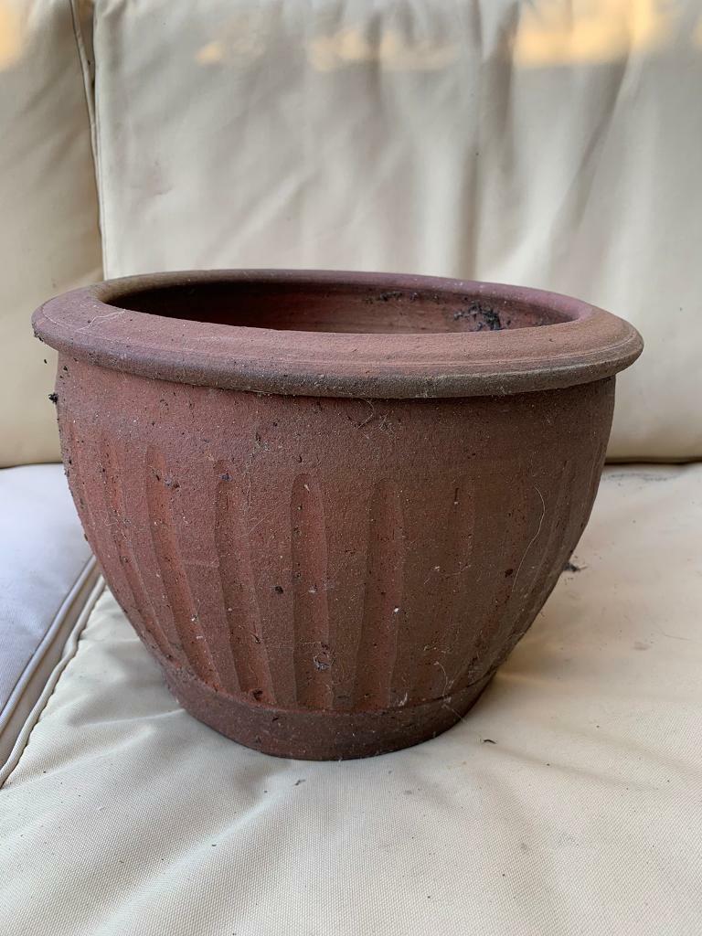 (U) ceramic garden pot planter in Epsom, Surrey Gumtree