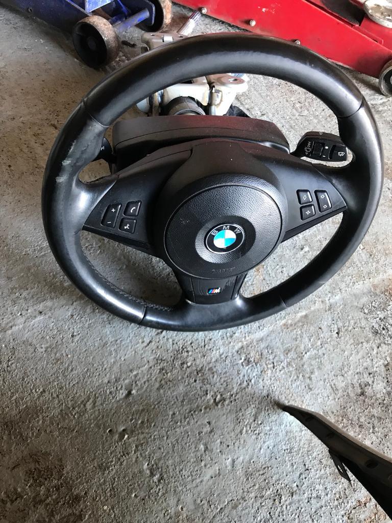 Bmw e60 e61 lci m sport steering wheel with airbag in Mildenhall