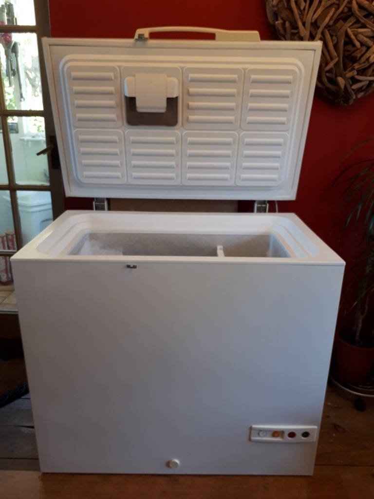 Chest Freezer Ice King 177ltr. A+ 4star in Torquay, Devon Gumtree